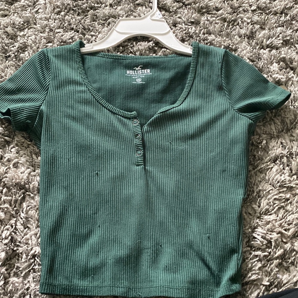 Green hollister baby tee